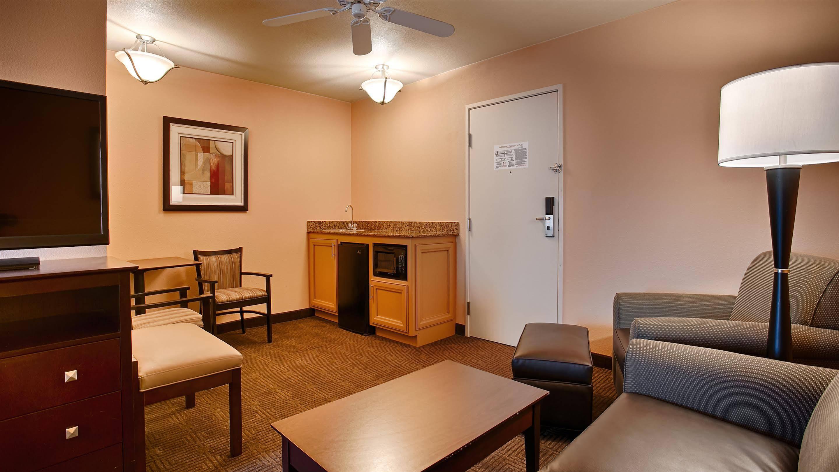 Best Western Plus Lafayette Vermilion River Inn & Suites Exteriör bild