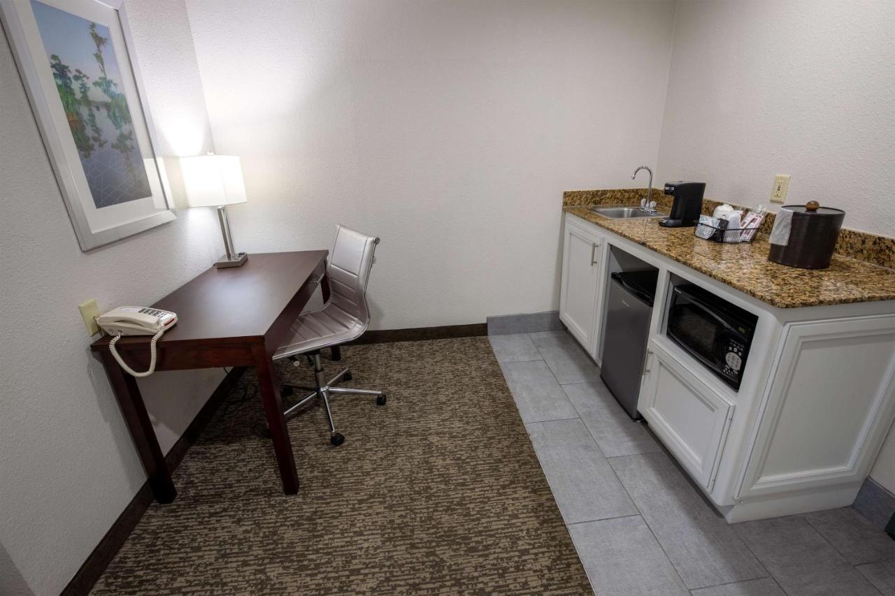 Best Western Plus Lafayette Vermilion River Inn & Suites Exteriör bild